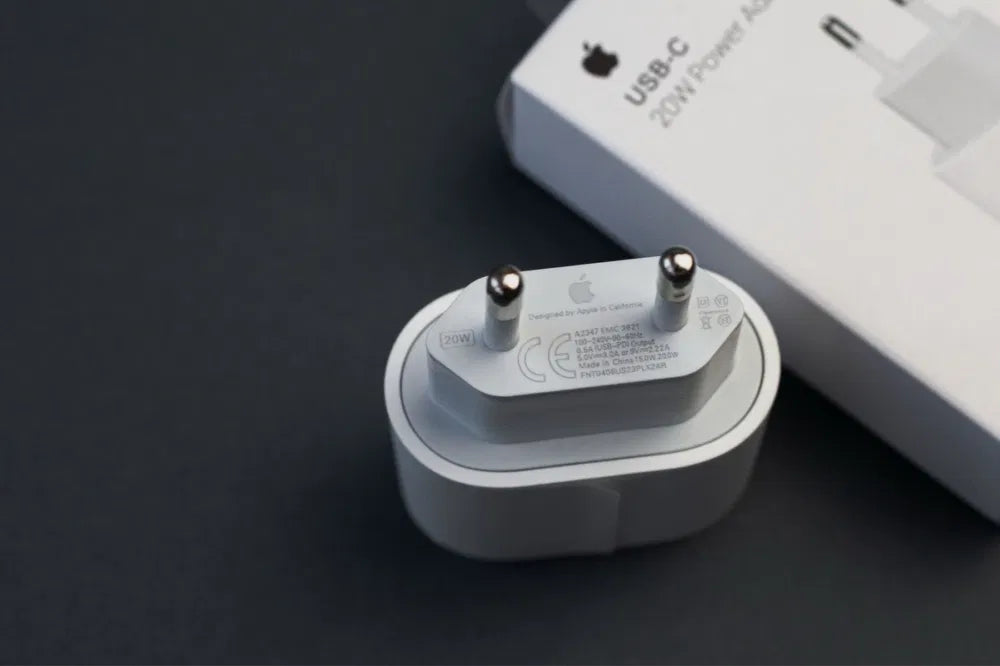 Apple iPhone/Айфон USB-C 20W FastCharge